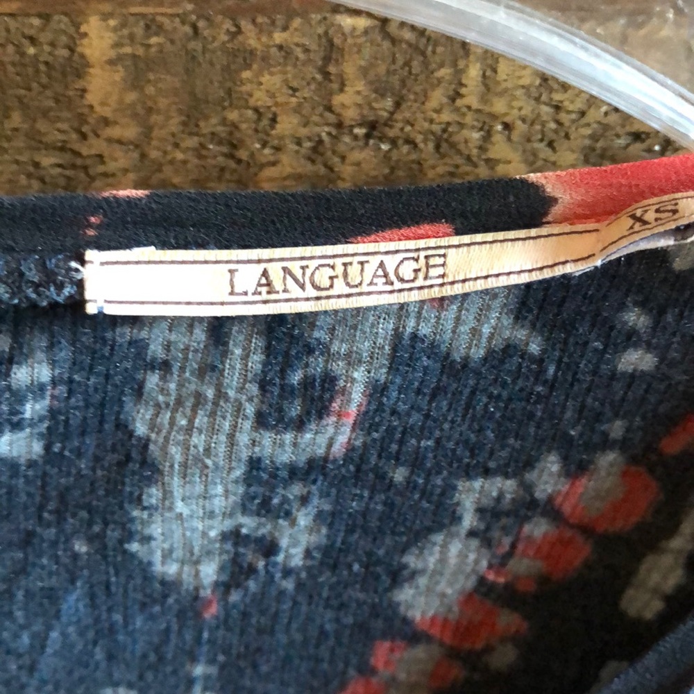 Language crop top - Picture 3 of 3
